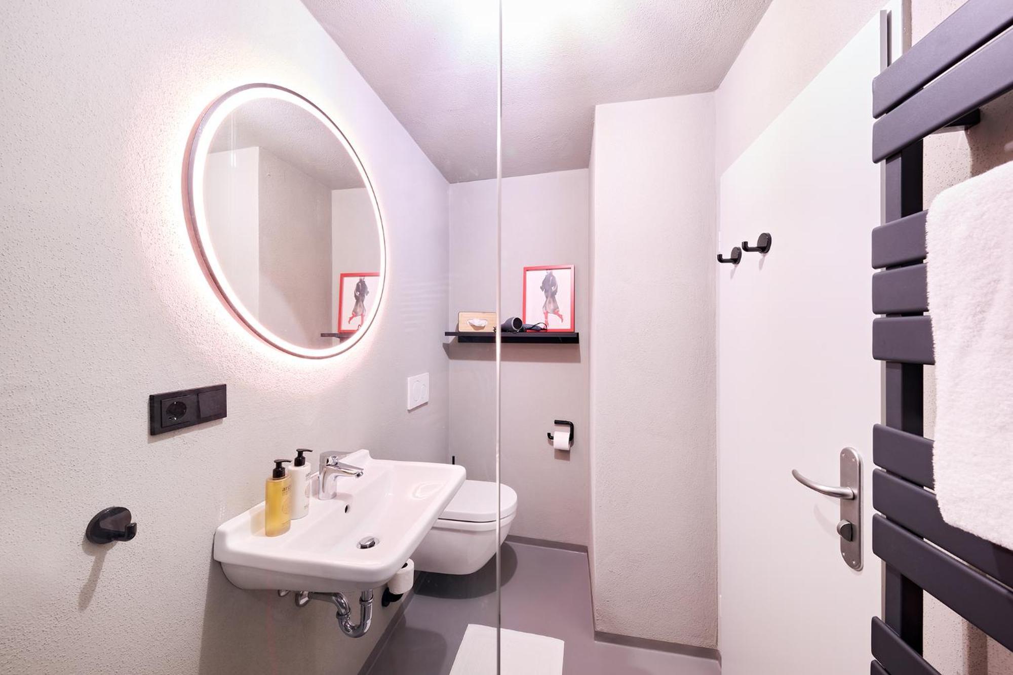 Xzllenz Kueche Bad S-Bahn Parken Smart-Tv Wellbeing Apartment Neunkirchen am Sand Екстериор снимка